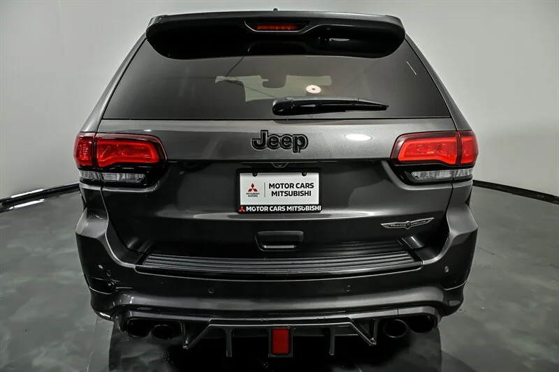 Used 2019  Jeep Trackhawk image 8