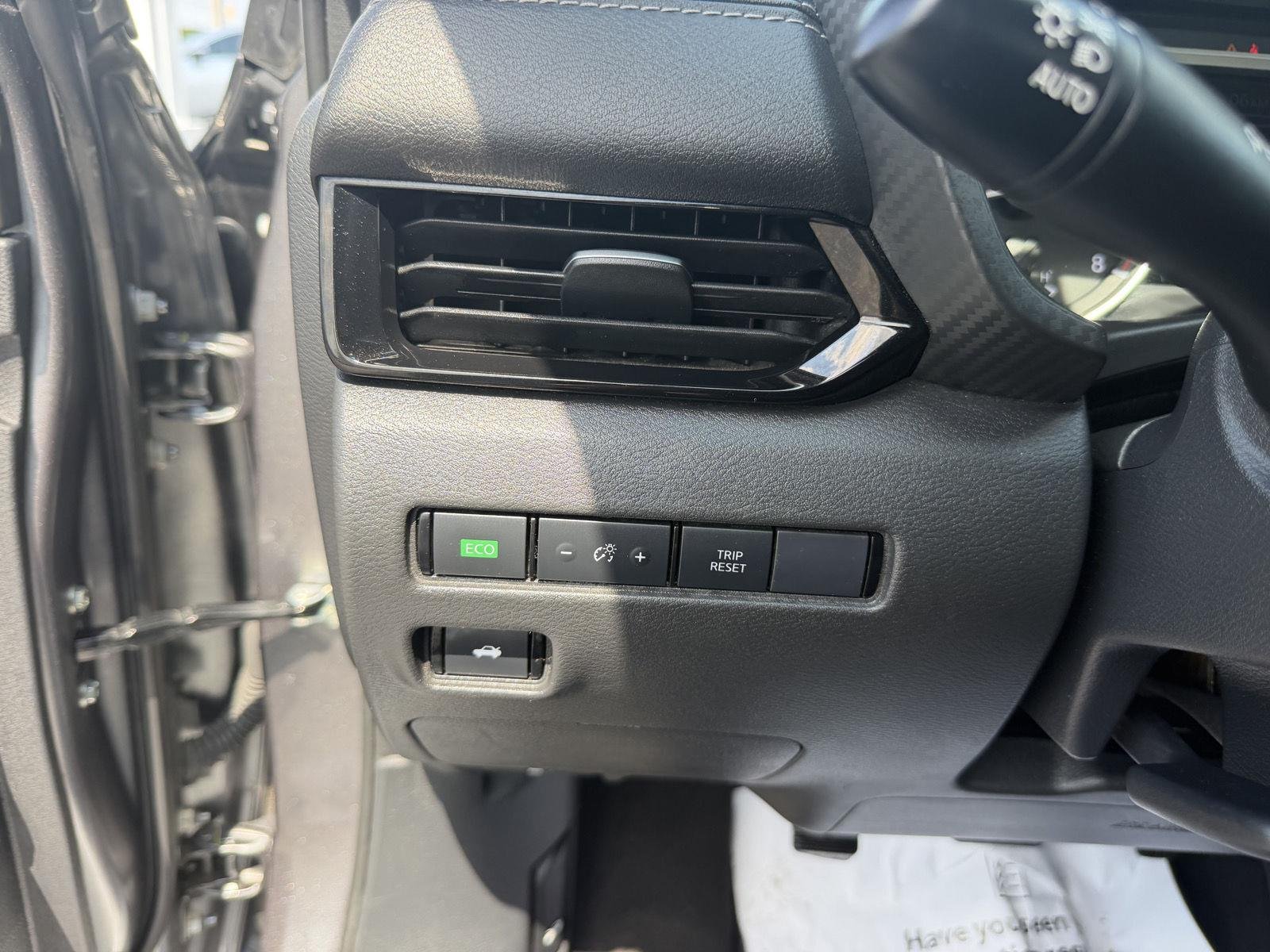 Used 2025 Gun Metallic Nissan SV image 20