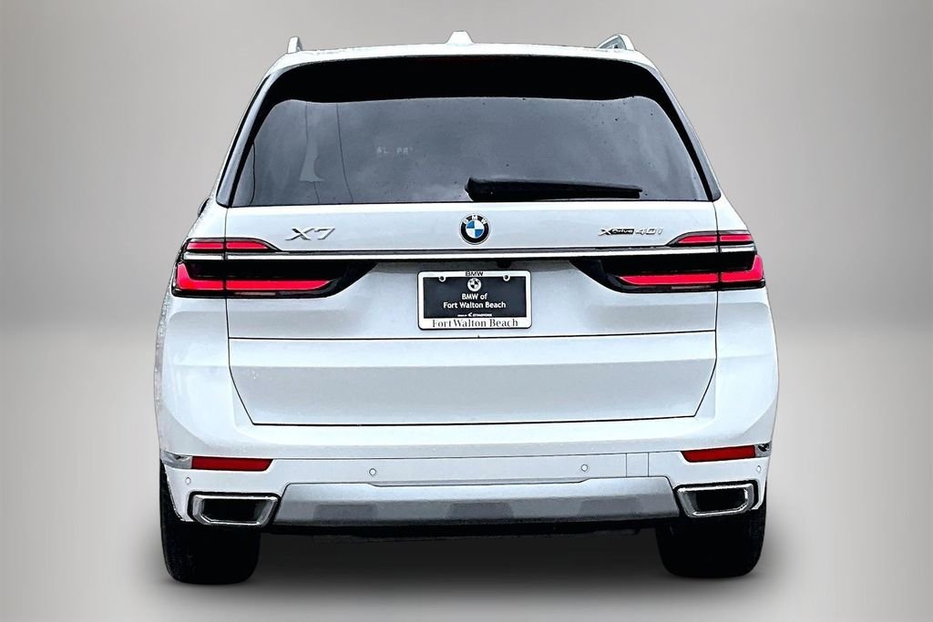 Used 2026 White BMW xDrive40i image 5