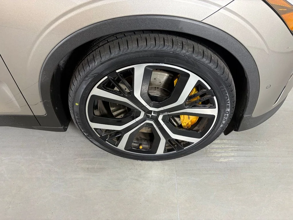 Used 2022 Gold Polestar Long Range Dual Motor image 10
