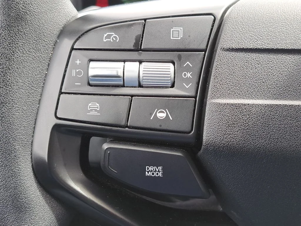 Used 2025 Blue Kia LXS image 24