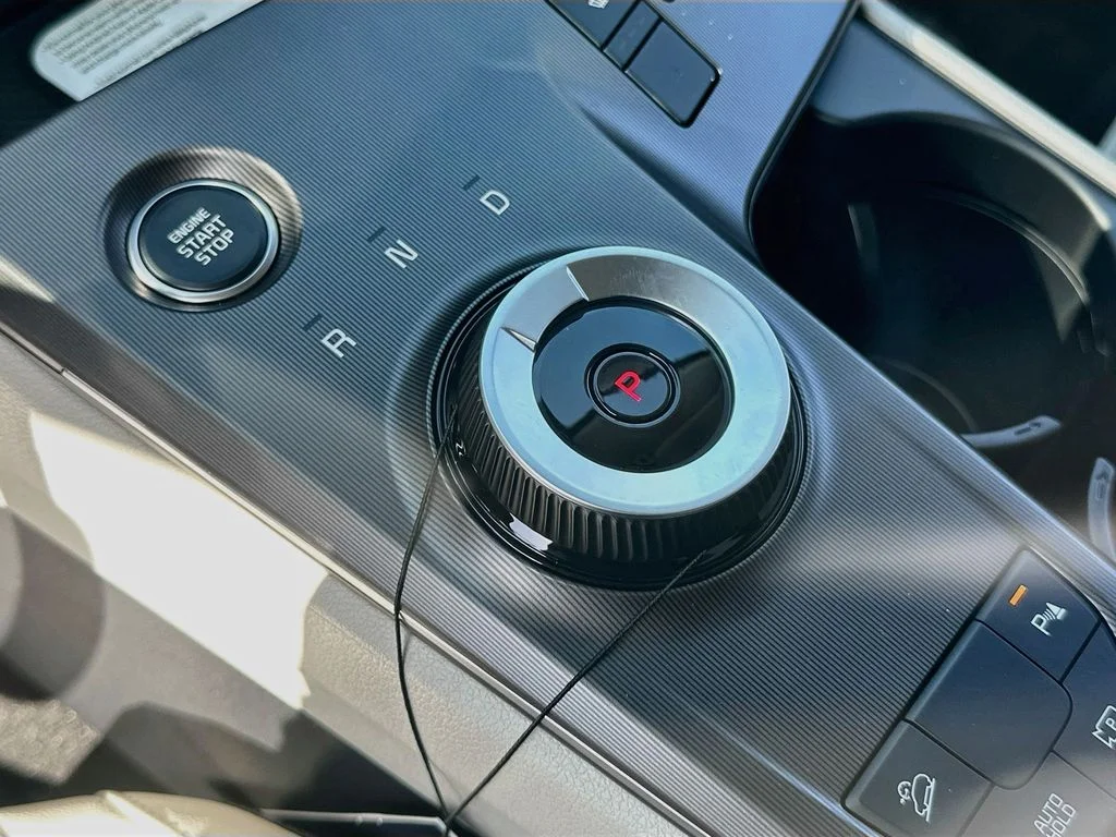 New 2027 Heritage Blue Kia EX image 16