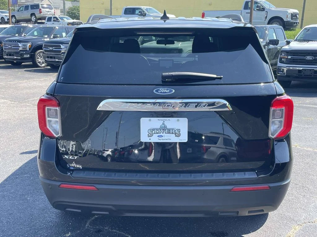 Certified Used 2023 Black Ford XLT image 4
