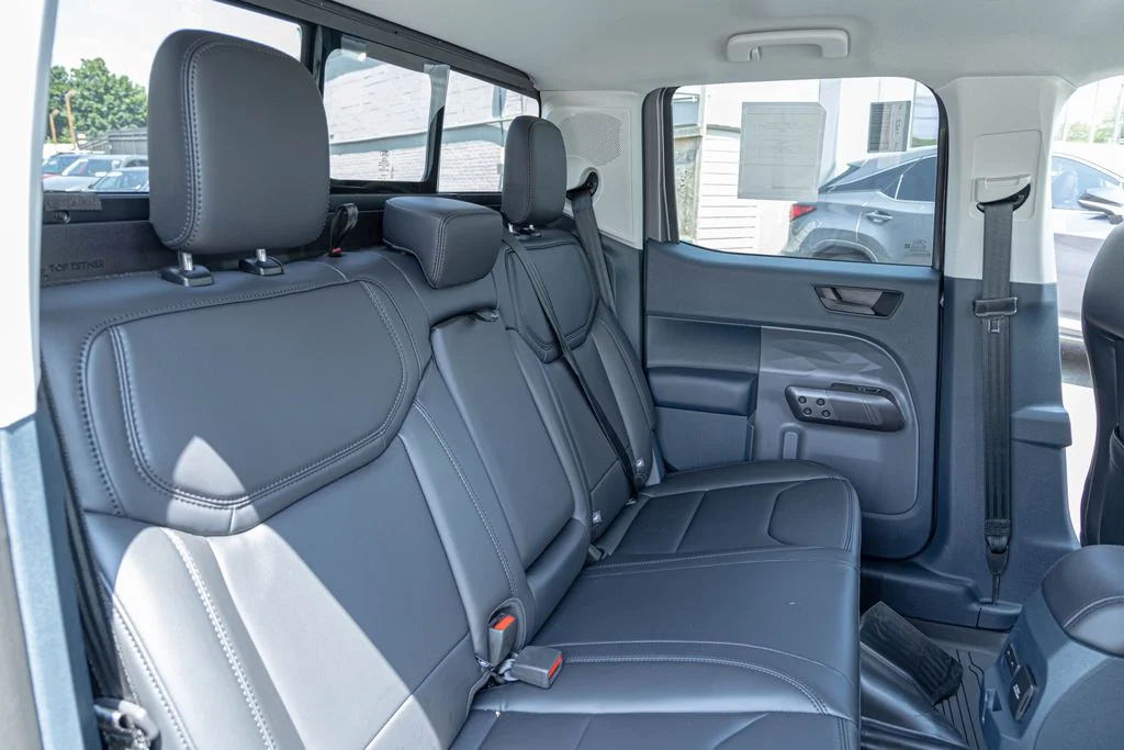 New 2026 Gray Ford Lariat image 28