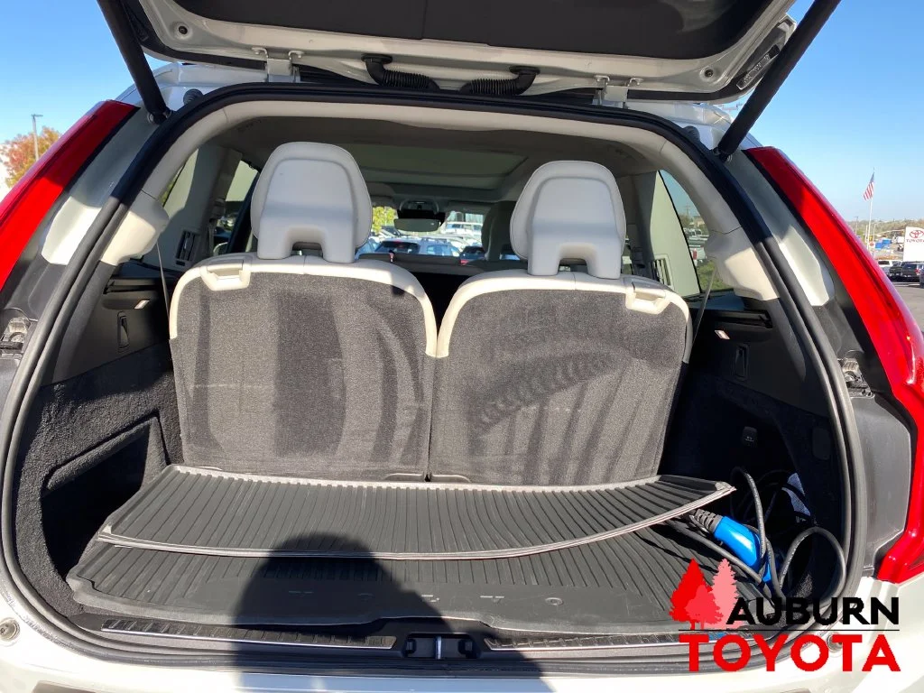 Used 2020 Birch Light Metallic Volvo T8 Inscription image 19