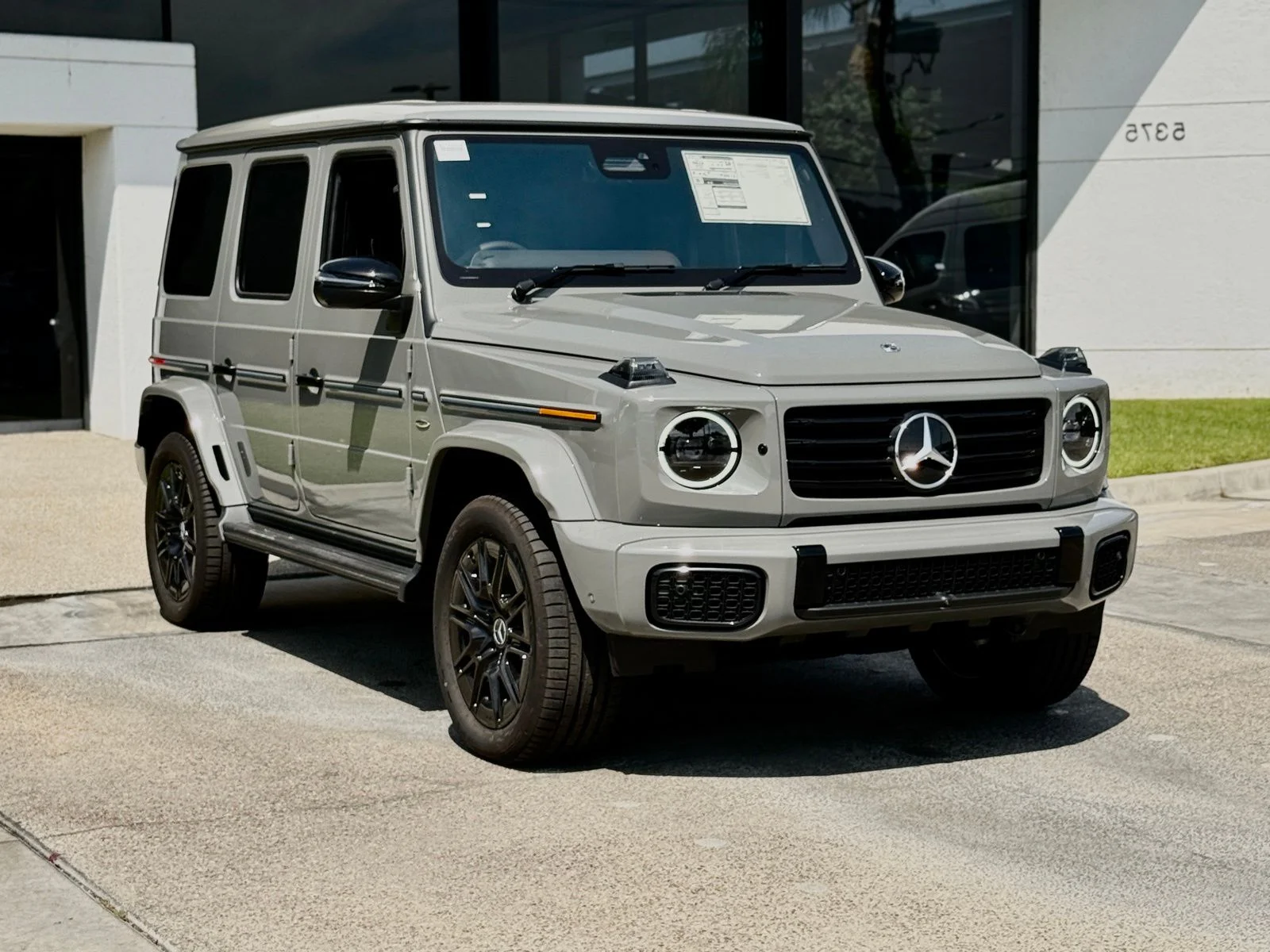 2025 Mercedes-Benz G-Class G580 - Photo 7
