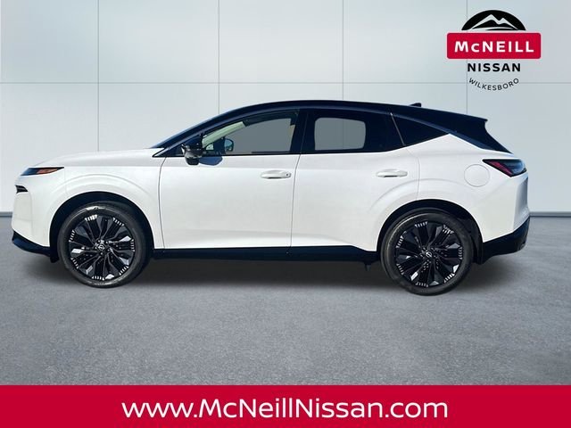 New 2026 Everest White Pearl TriCoat / Super Black Two-tone Nissan Platinum image 5