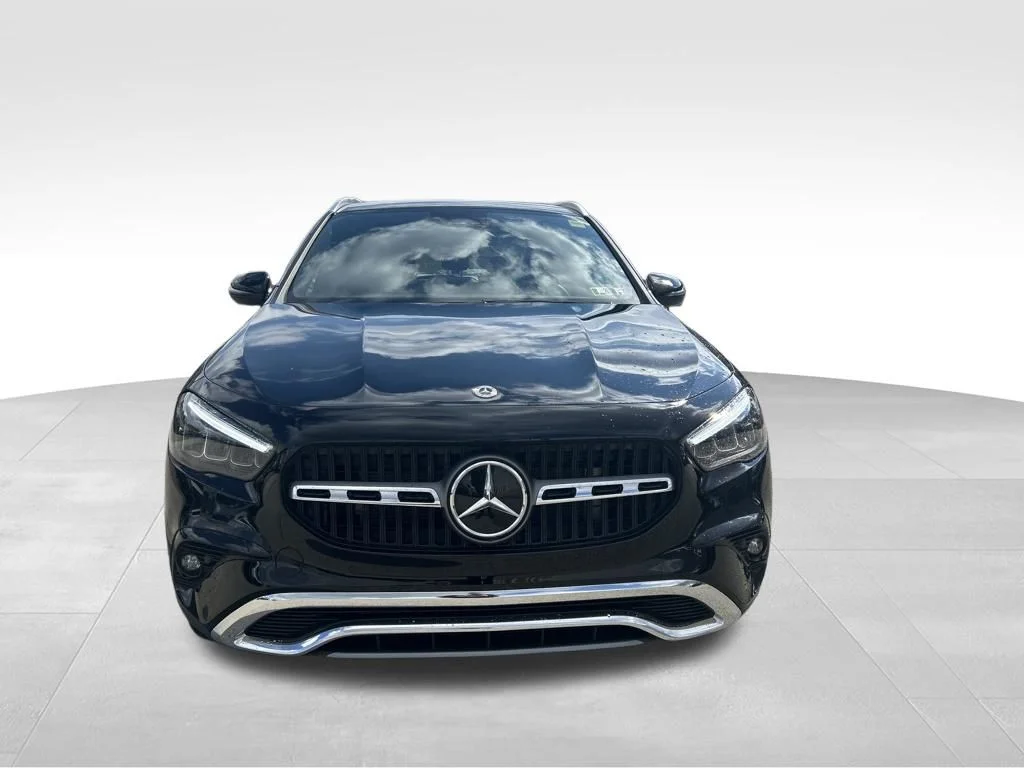Used 2025 Black Mercedes-Benz GLA 250 image 9