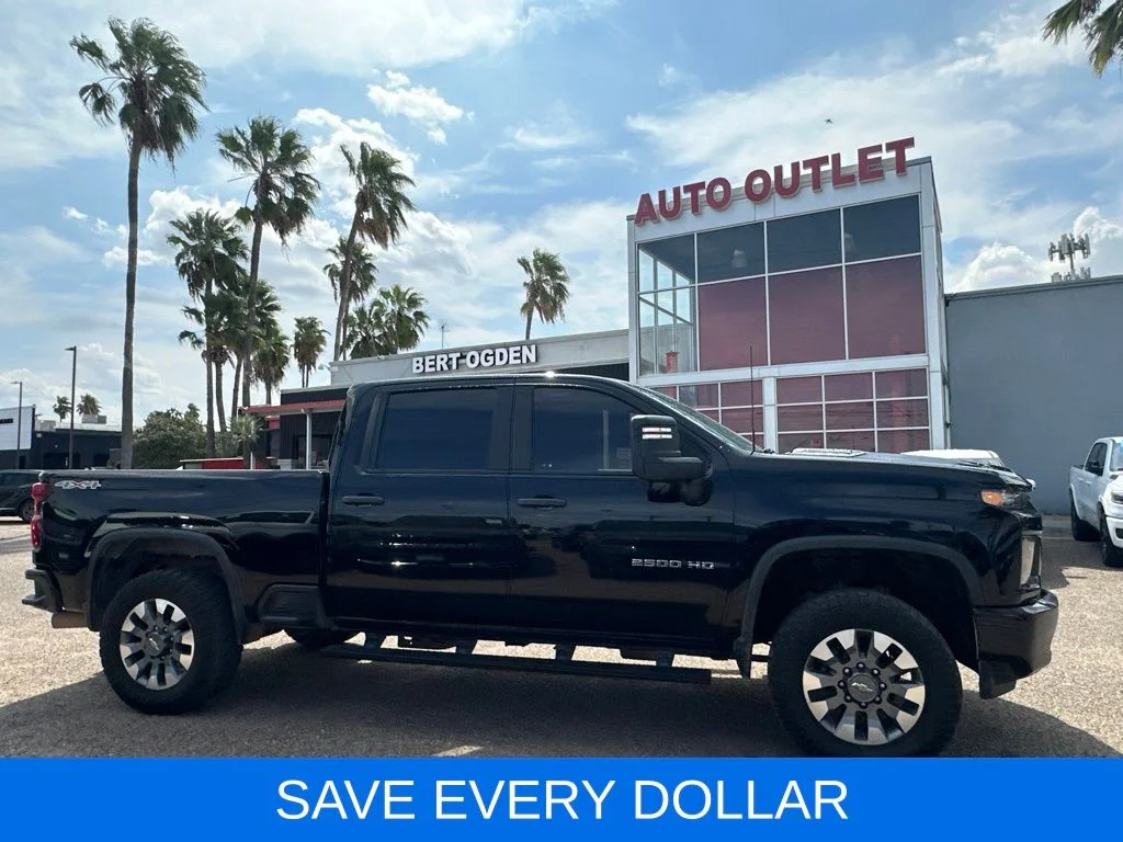 Used 2023 Black Chevrolet Custom image 3