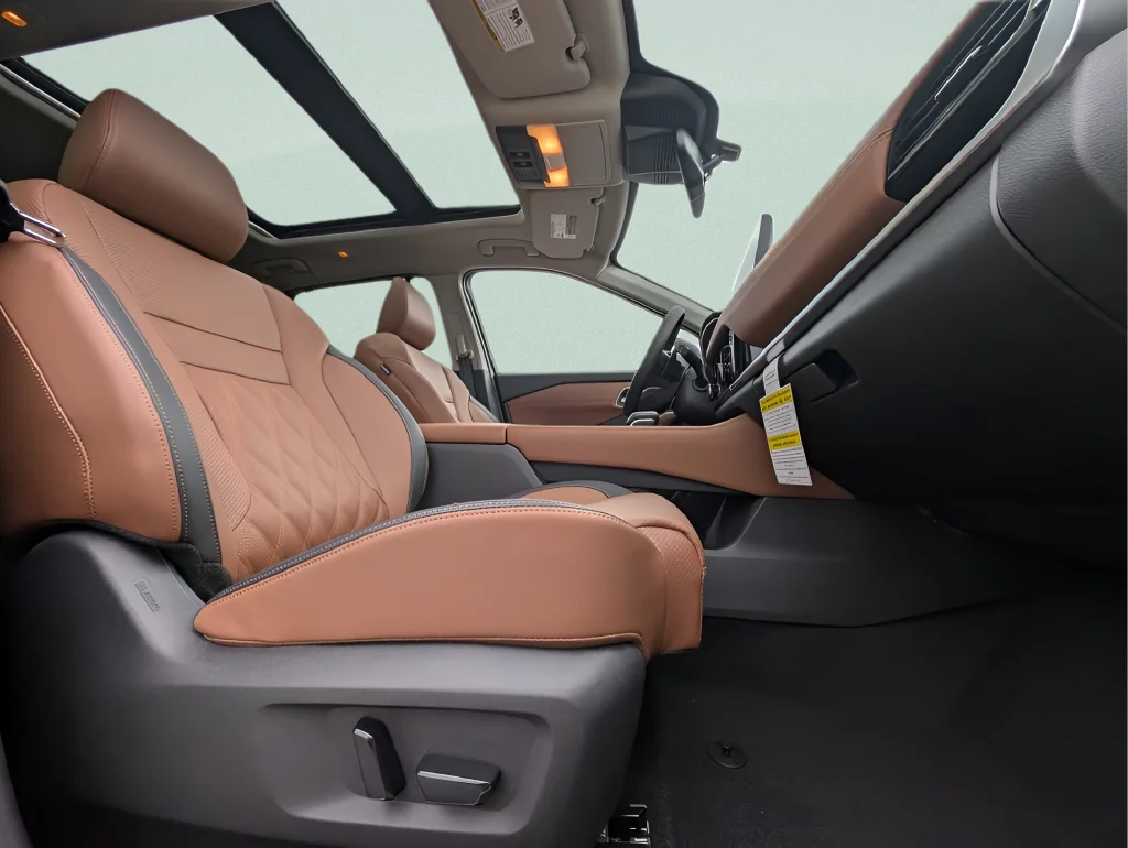 New 2026 White Nissan Platinum image 28