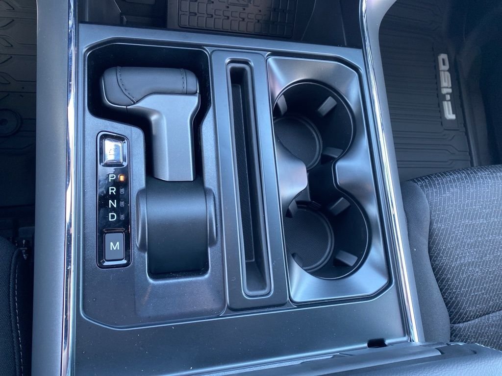 2025 Ford F-150 XLT - Photo 30