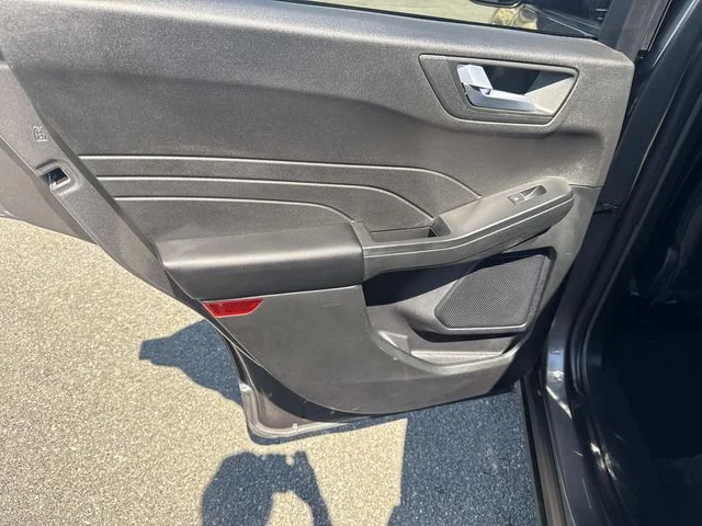 Used 2025 Gray Ford ST-Line Select image 16