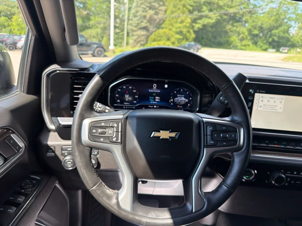 2023 Chevrolet Silverado 1500 LT - Photo 17