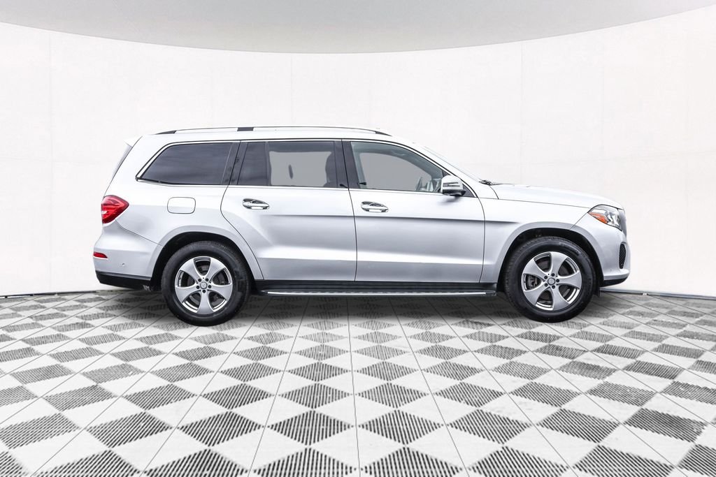 Used 2017  Mercedes-Benz GLS 450 image 11