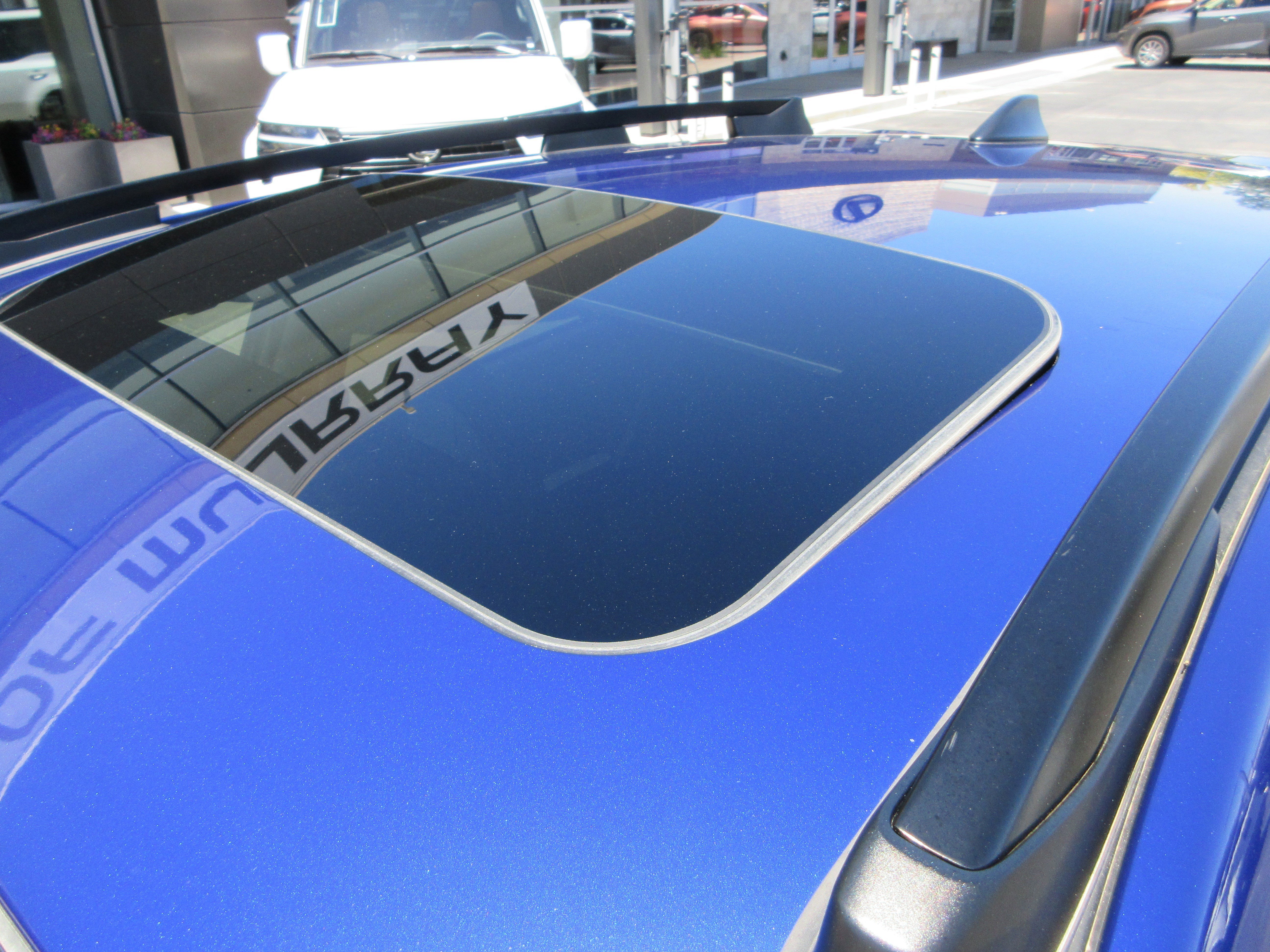 Used 2024 Sapphire Blue Pearl Subaru Limited image 17