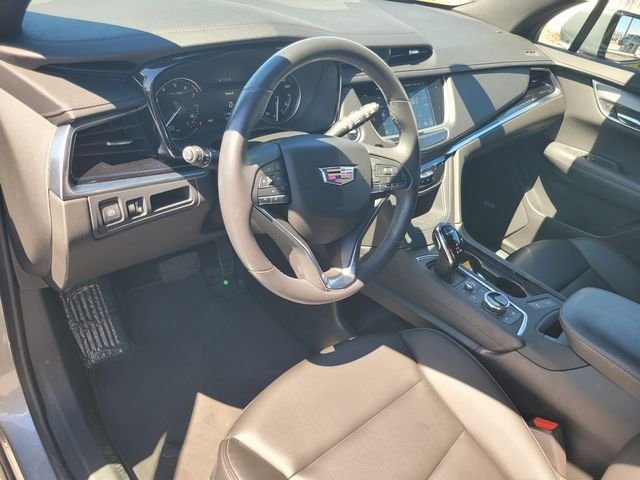 Used 2024 Silver Cadillac Luxury image 12