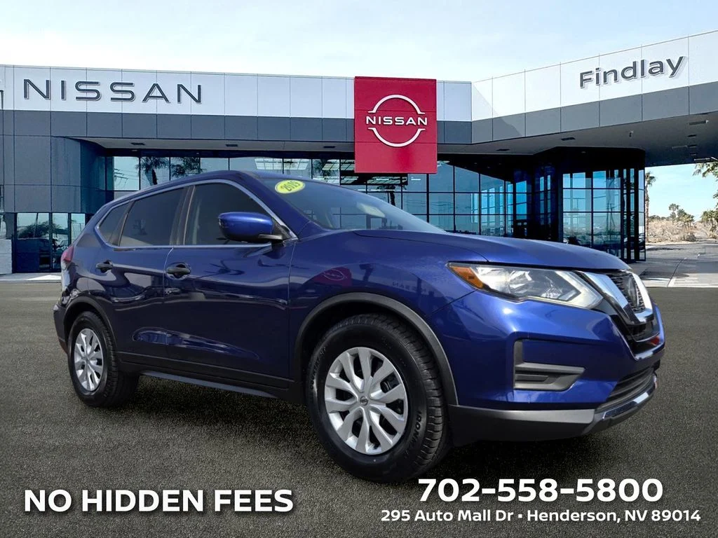 Used 2019 Blue Nissan S image 1