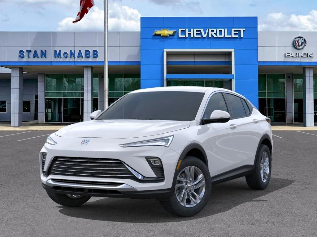 New 2026 Summit White Buick Preferred image 6