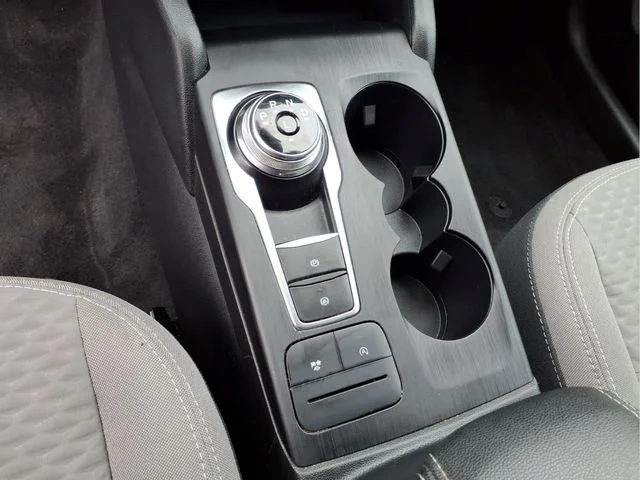 Used 2020 Gray Ford SE image 28