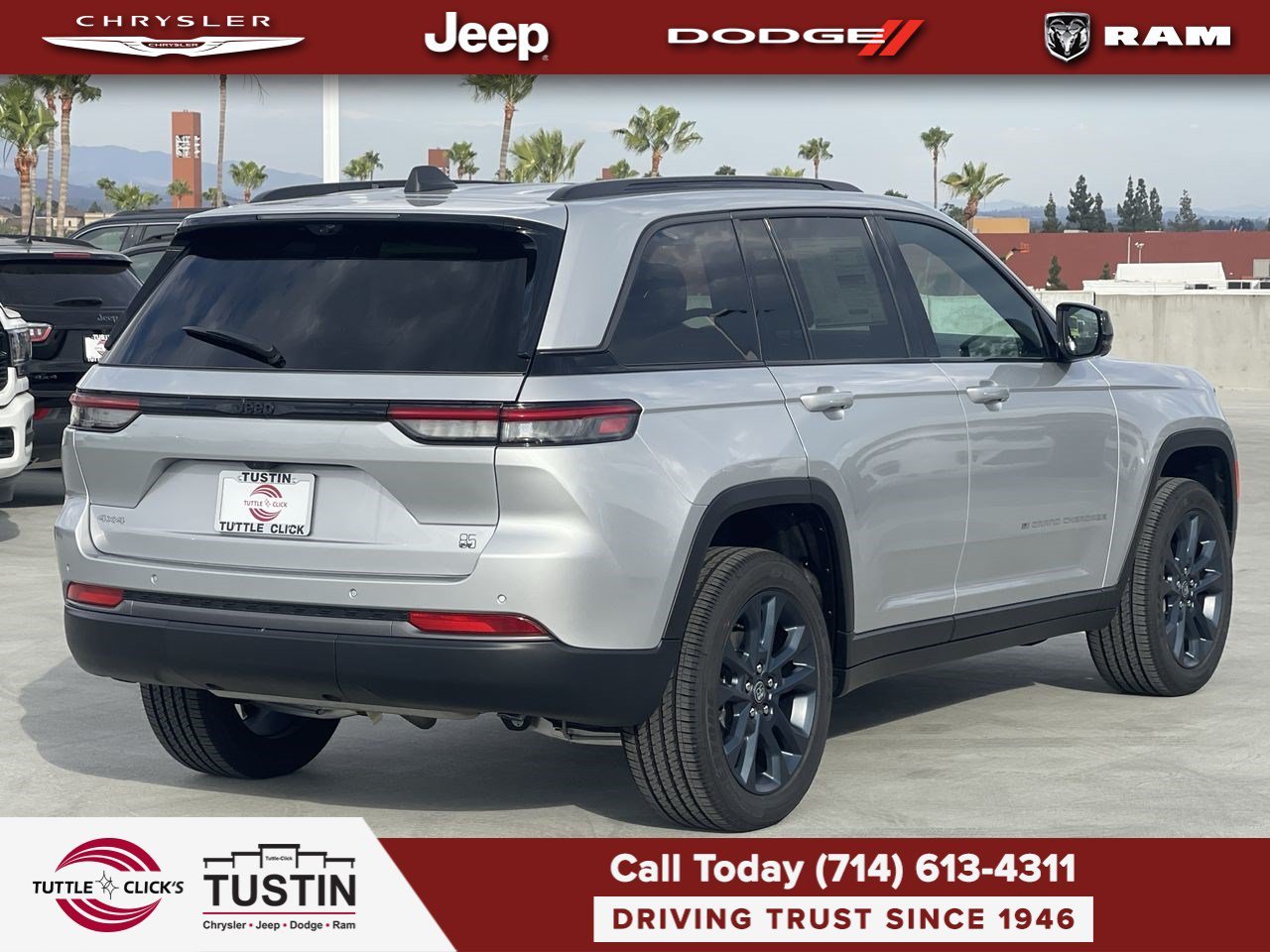 New 2026 Silver Zynith Exterior Paint Jeep 85th Anniversary Edition image 6