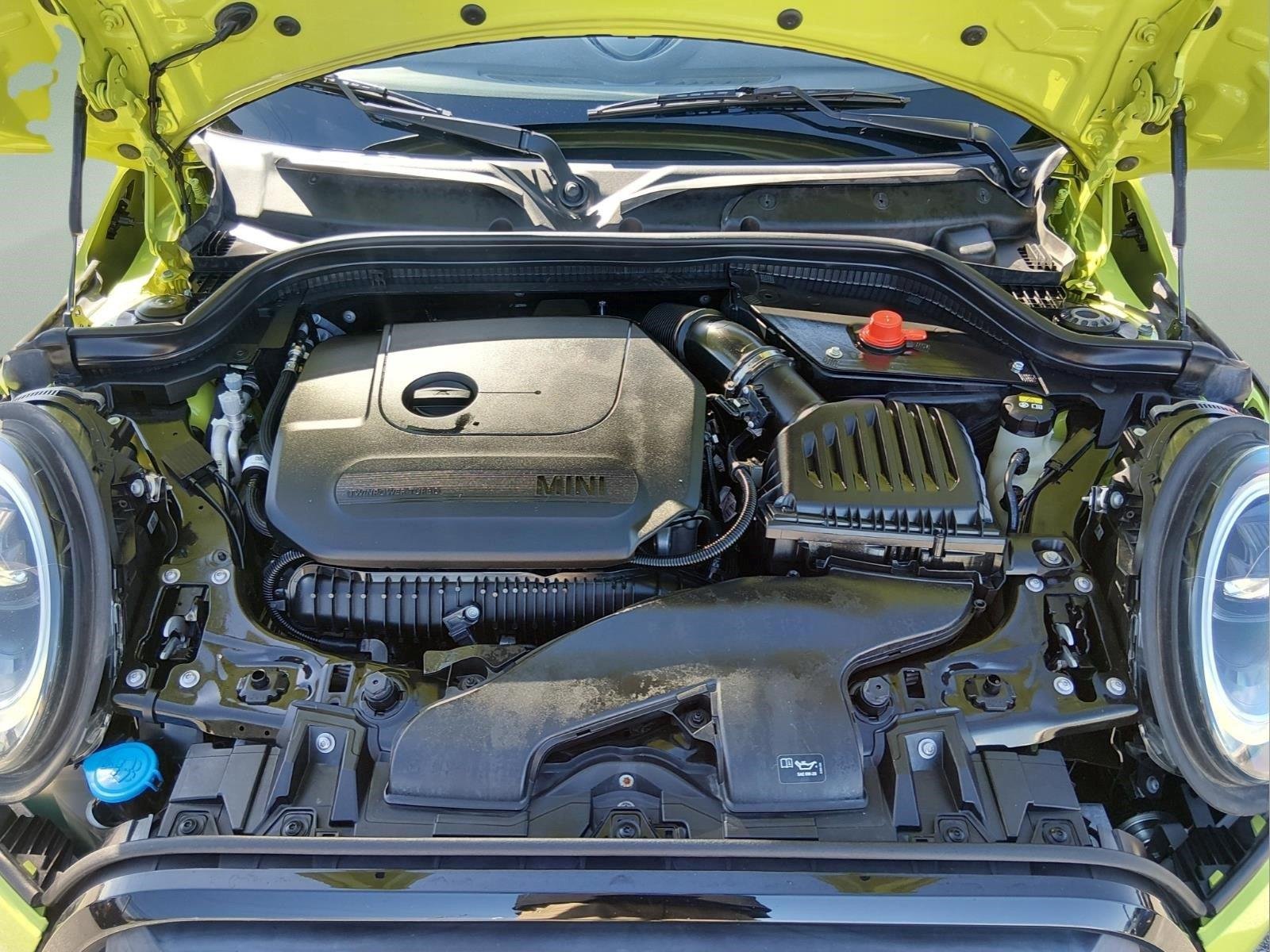 Used 2022 Zesty Yellow MINI Cooper S image 15