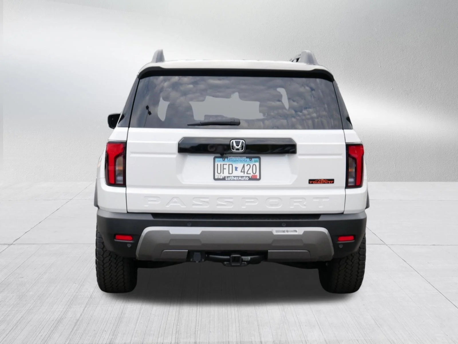 Certified Used 2026 Platinum White Pearl Honda TrailSport Elite image 43