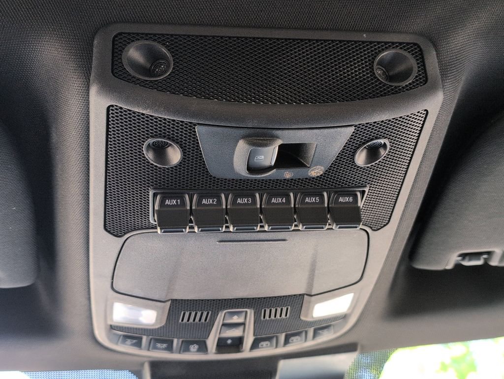 Used 2020 White Ford Raptor image 23