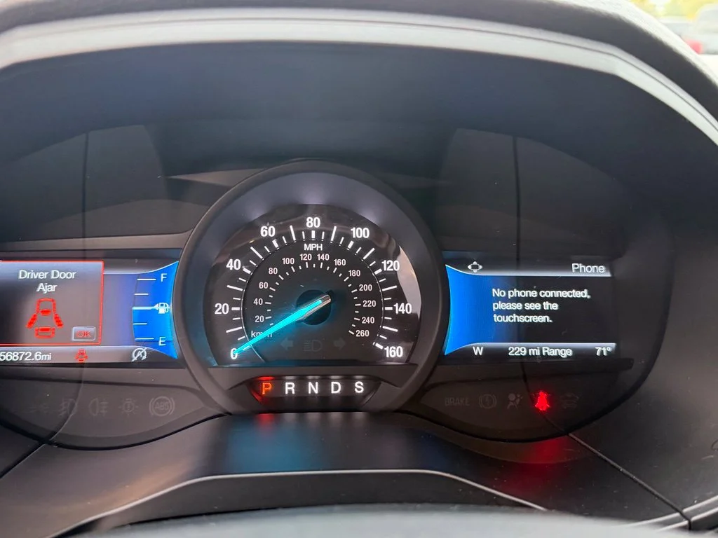 Used 2024 Silver Ford SEL image 23