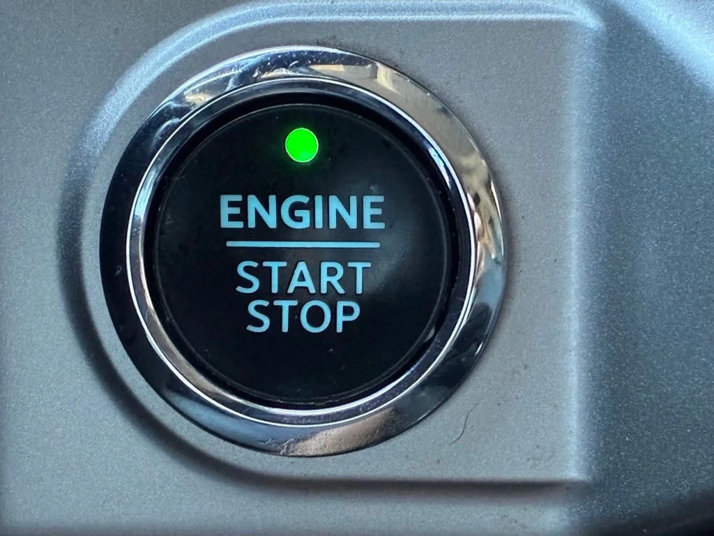 Used 2021 Black Ford XLT image 62