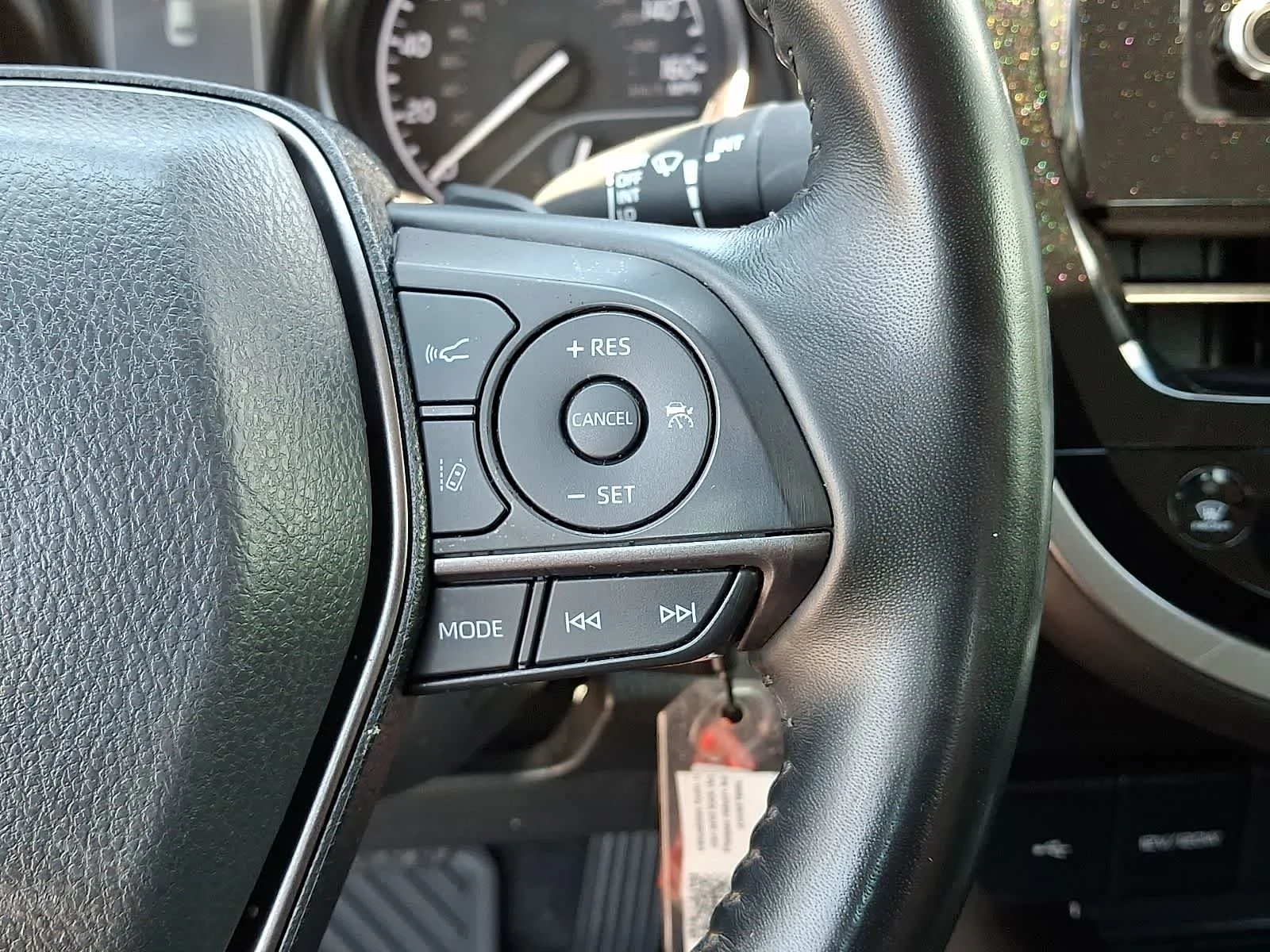 Certified Used 2024 Ice Cap Toyota SE image 26