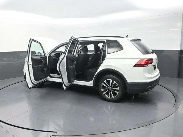 Used 2022  Volkswagen 2.0T S image 35