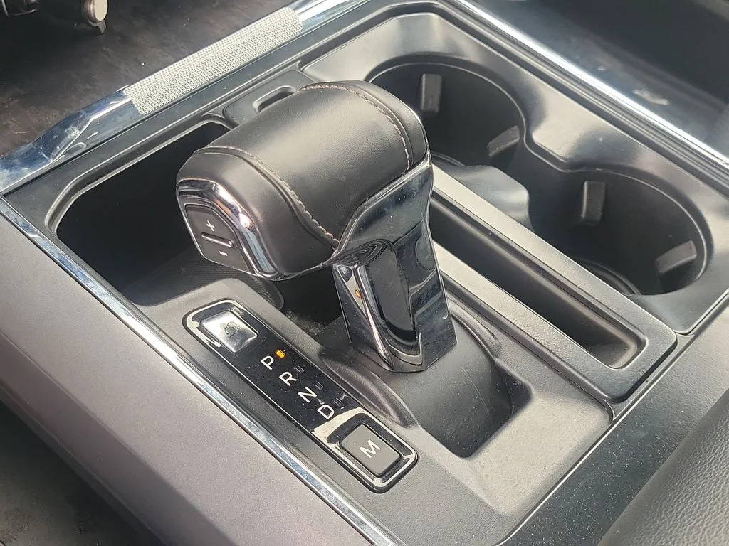 Used 2023 Silver Ford Lariat image 29