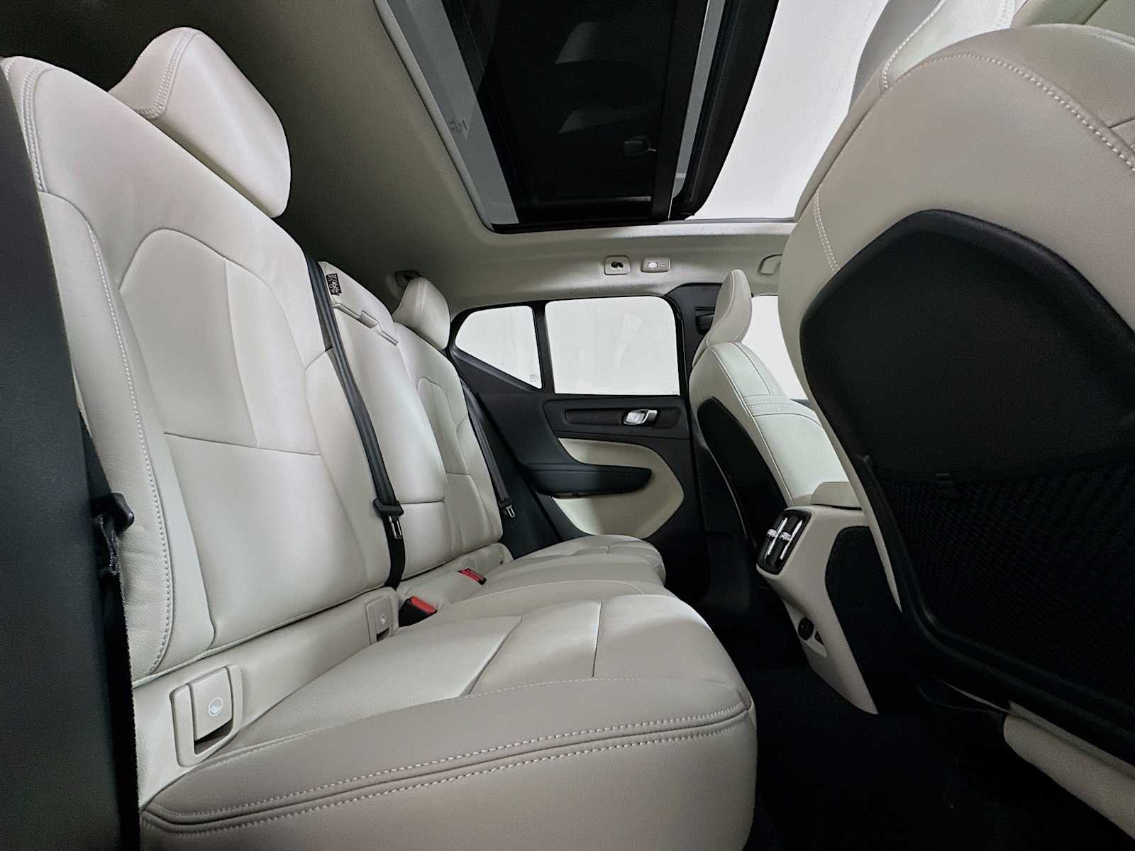 New 2026 Cloud Blue Volvo Plus image 26