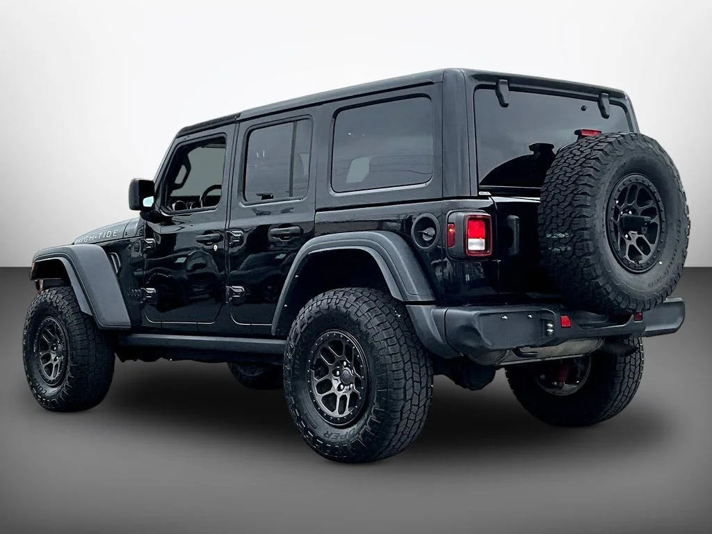 Used 2022 Black Jeep Unlimited High Tide image 4