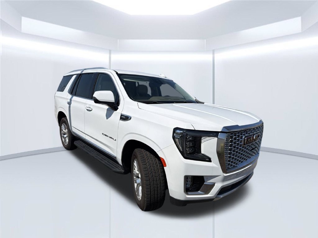 Used 2024 White GMC Denali image 2