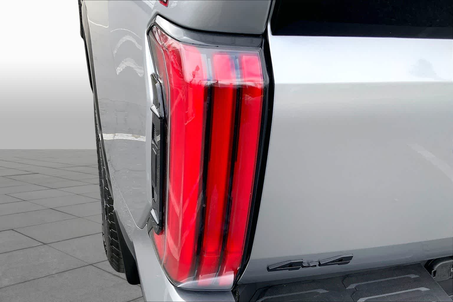 2026 Toyota Tundra Platinum - Photo 14