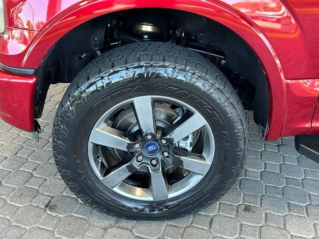 Used 2016 Ruby Red Metallic Ford Lariat image 19