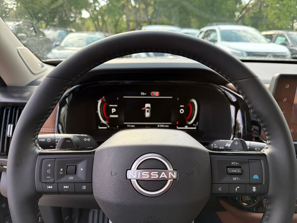 New 2026 Gray Nissan Platinum image 21