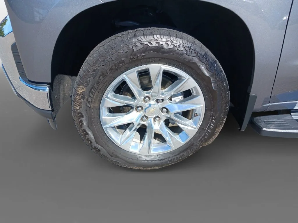 Used 2021 SATIN STEEL METALLIC Chevrolet LTZ image 15