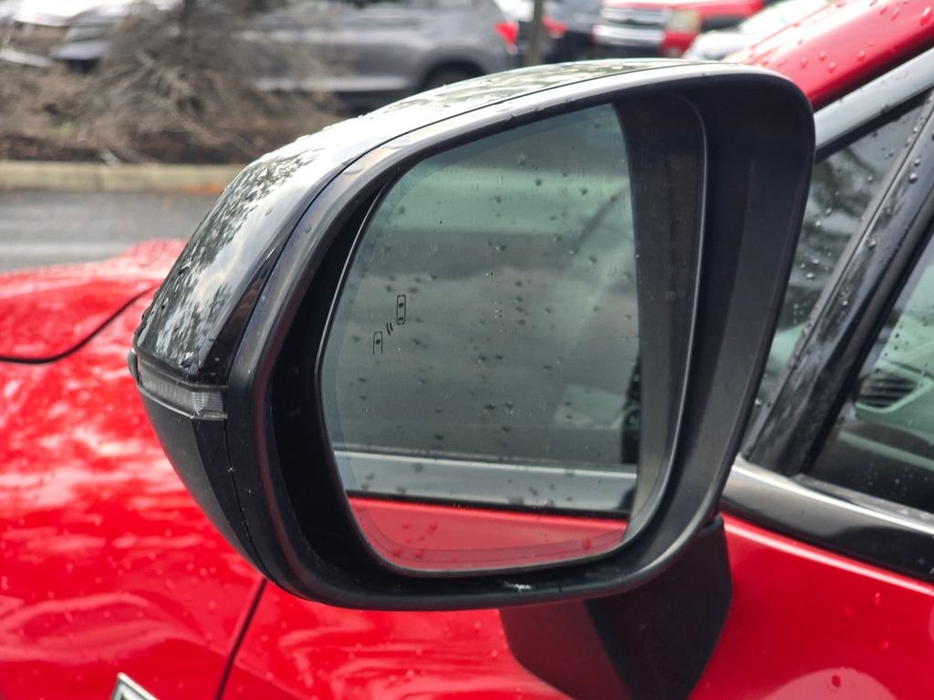 Used 2022 Red Lexus 350 F SPORT Handling image 25