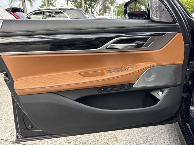 2020 BMW 7 Series 750i - Photo 13