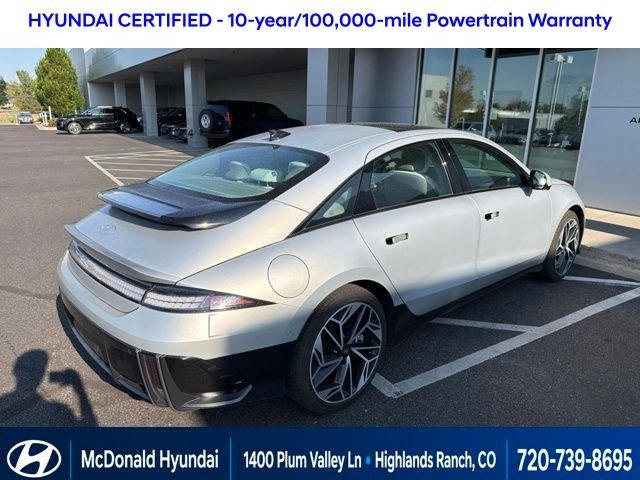 Used 2025 Gold Hyundai Limited image 1