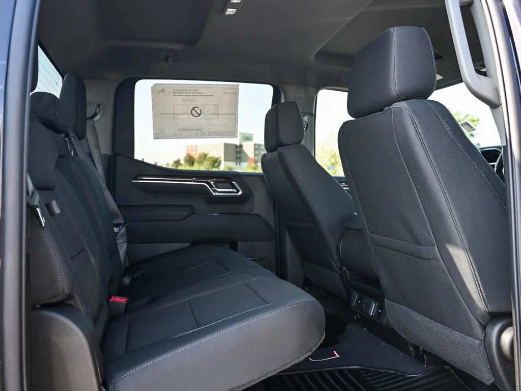 New 2026 Sterling Metallic GMC Elevation image 10