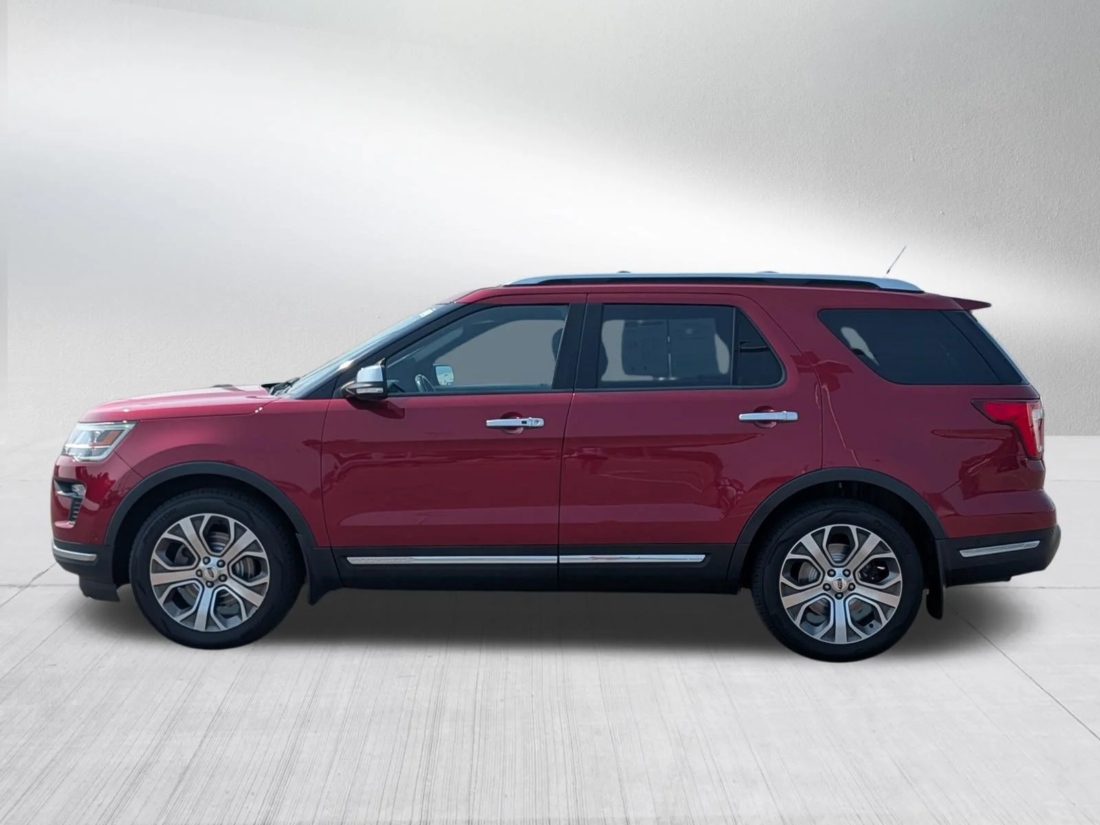 Used 2018 Ruby Red Metallic Tinted Clearcoat Ford Platinum image 4