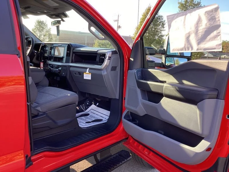 2026 Ford F-350 Super Duty XL - Photo 10