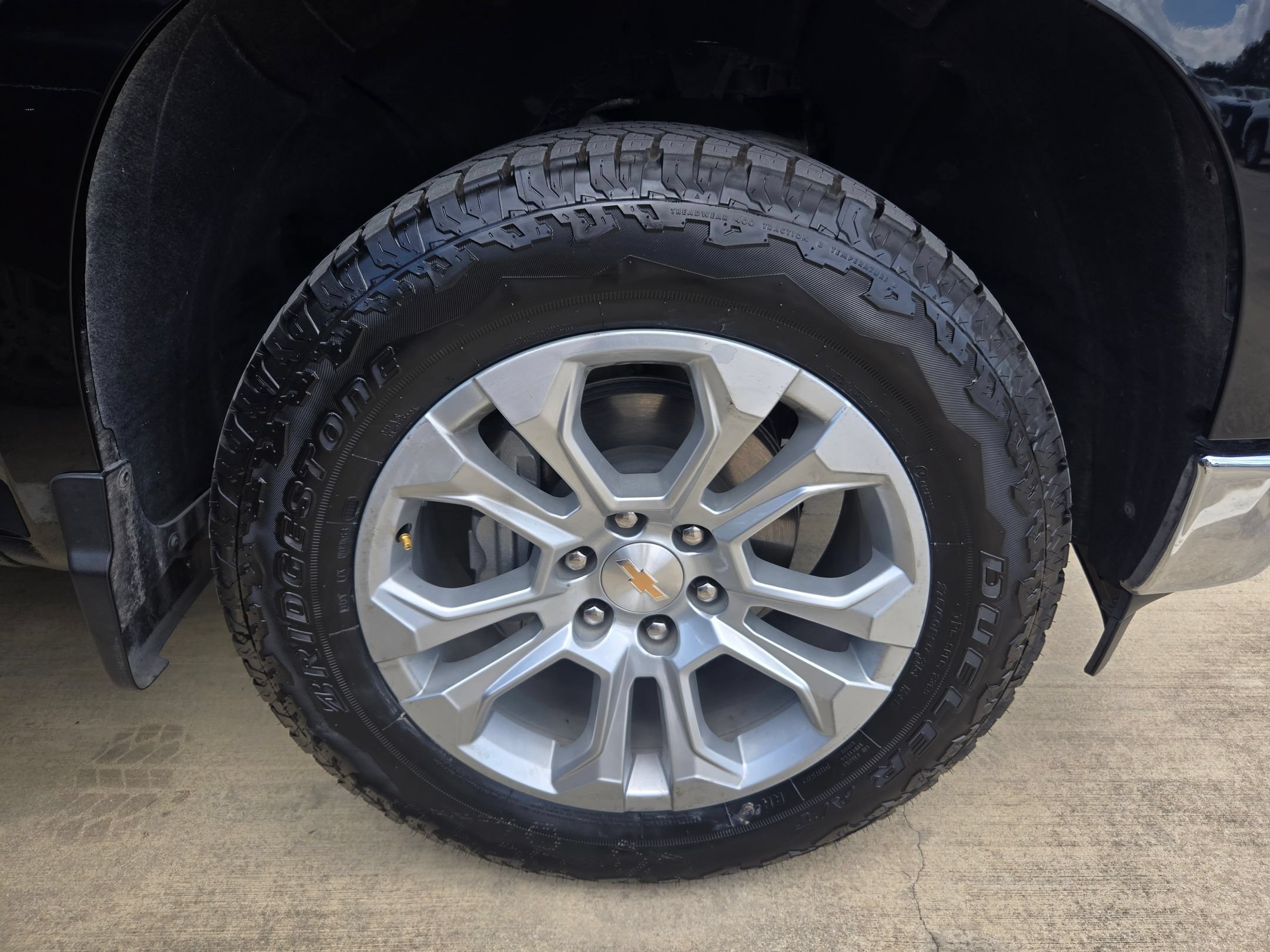 Used 2025 Black Chevrolet LTZ image 9