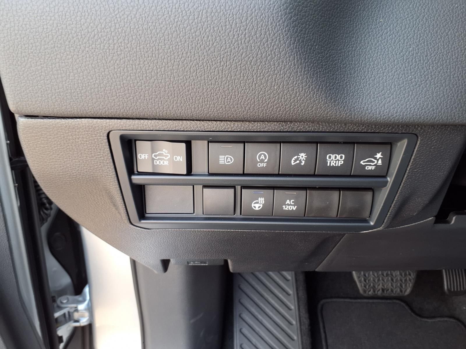 2026 Toyota Tundra Limited - Photo 14
