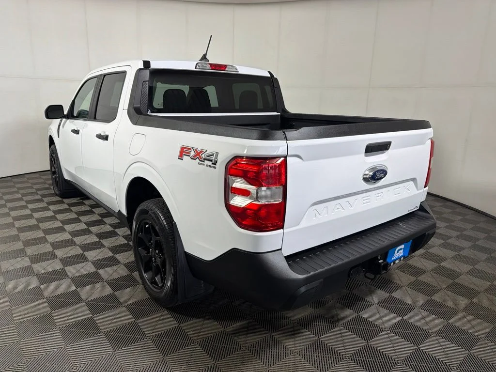 Used 2024 White Ford XLT image 6