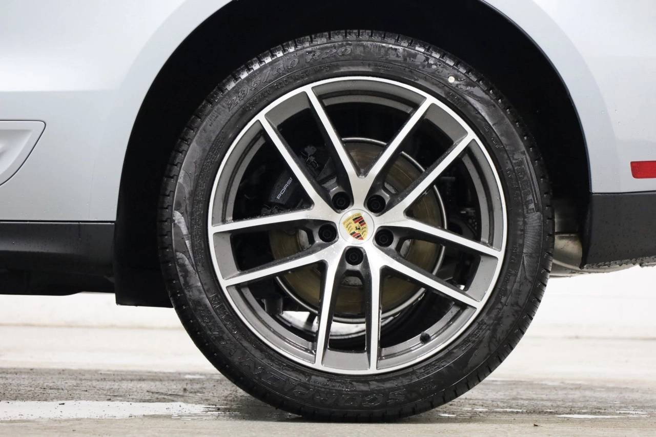2026 Porsche Macan T - Photo 39