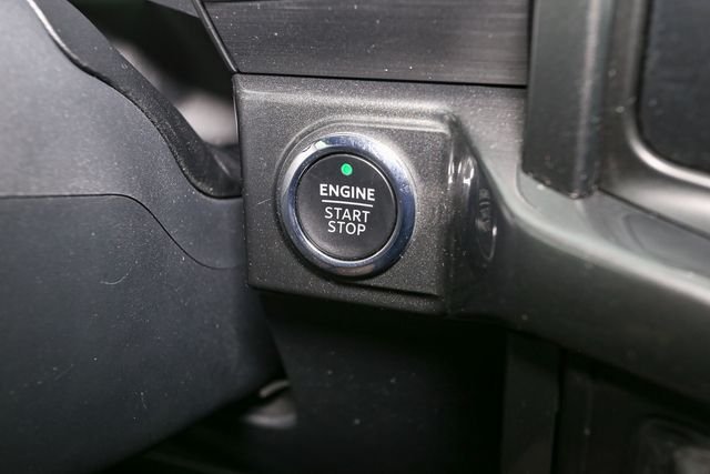 Used 2023 Silver Ford XLT image 28